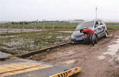 苍梧抚顺道路救援